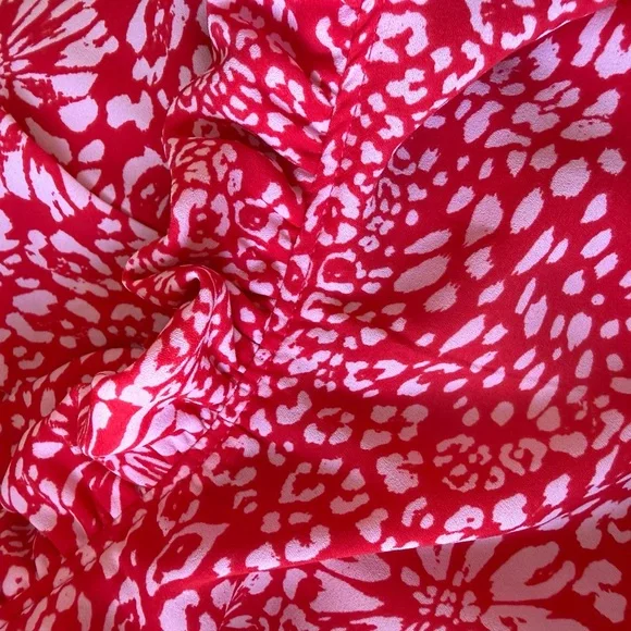 Gibson Red and Pink Patterned Fabric size L Brand new top - Picture 5 of 6